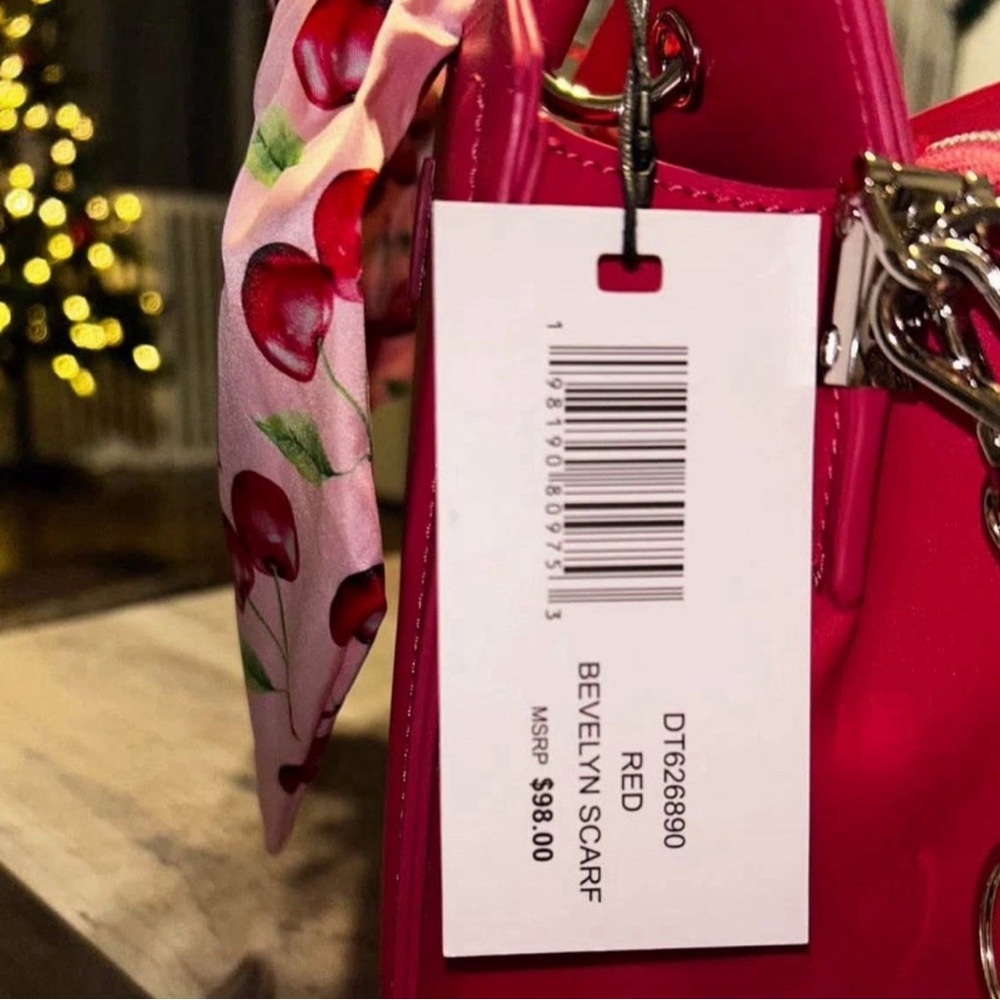 Steve Madden Cherry Print Pink Shoulder Bag - Picture 3 of 4